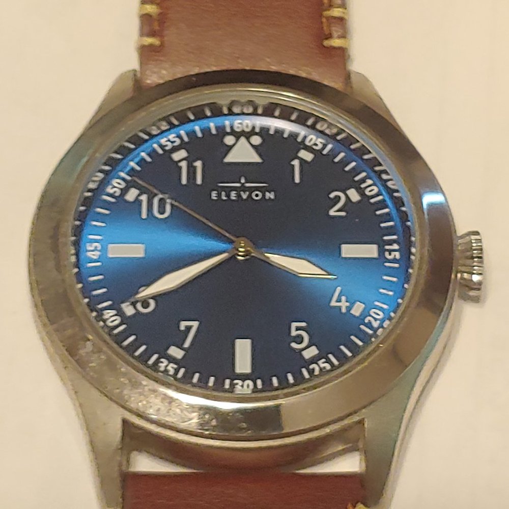 Elevon "Hanson" Watch NWOT